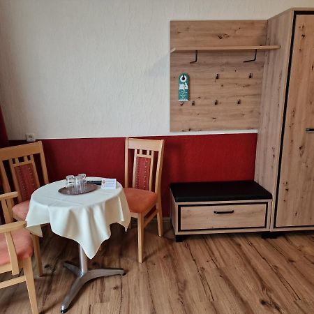 Hotel Weinhaus Am Stiftstor Treis-Karden Eksteriør billede