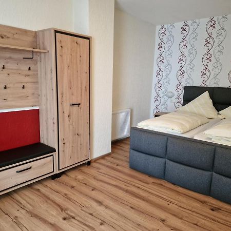 Hotel Weinhaus Am Stiftstor Treis-Karden Eksteriør billede