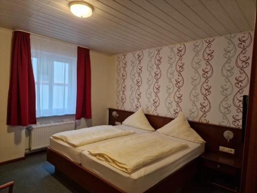 Hotel Weinhaus Am Stiftstor Treis-Karden Eksteriør billede