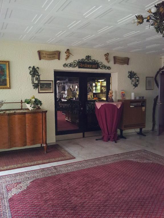 Hotel Weinhaus Am Stiftstor Treis-Karden Eksteriør billede